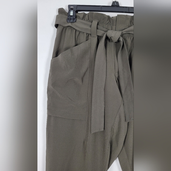 Athleta Pants #632 Size 4 - Picture 3 of 9